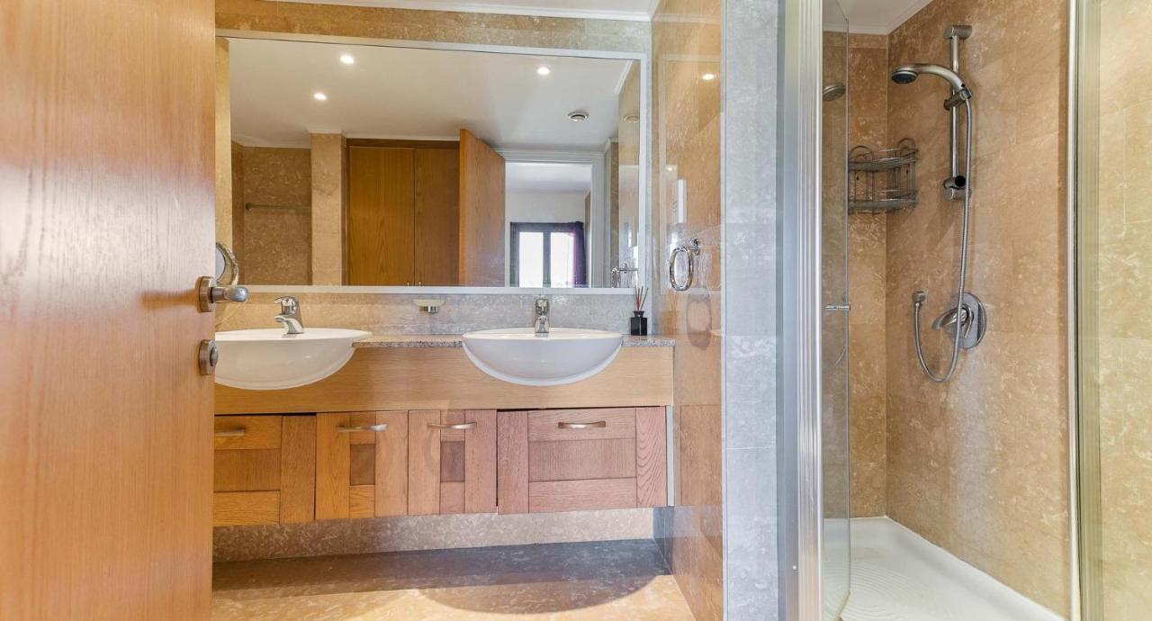Fantastic Junior Villa Cz02 Salamis With Gorgeous Views, Aphrodite Hills Kouklia Buitenkant foto