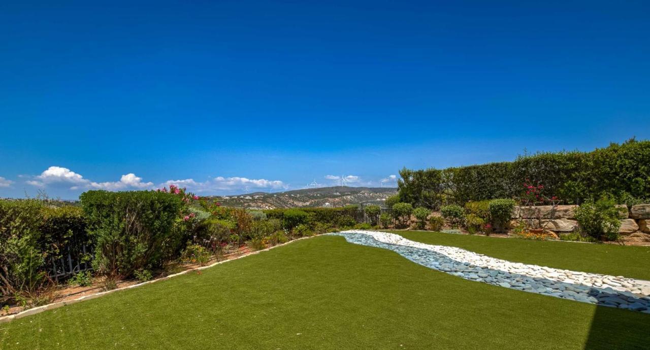 Fantastic Junior Villa Cz02 Salamis With Gorgeous Views, Aphrodite Hills Kouklia Buitenkant foto
