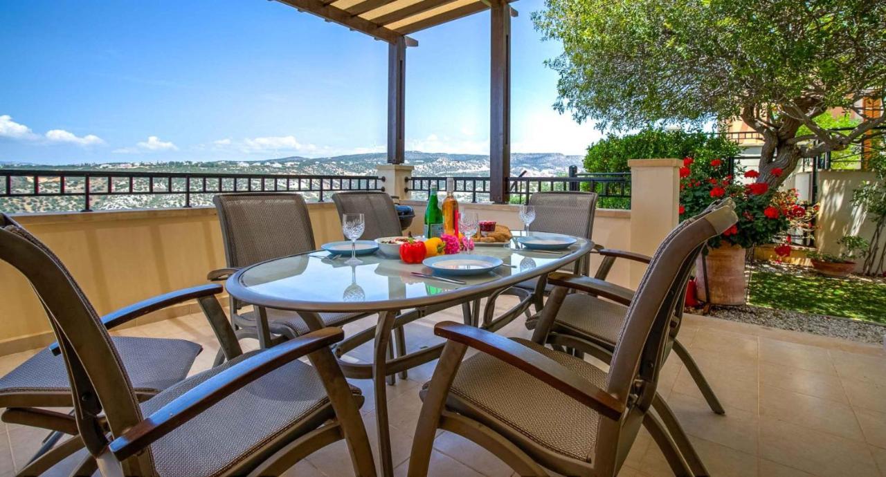 Fantastic Junior Villa Cz02 Salamis With Gorgeous Views, Aphrodite Hills Kouklia Buitenkant foto