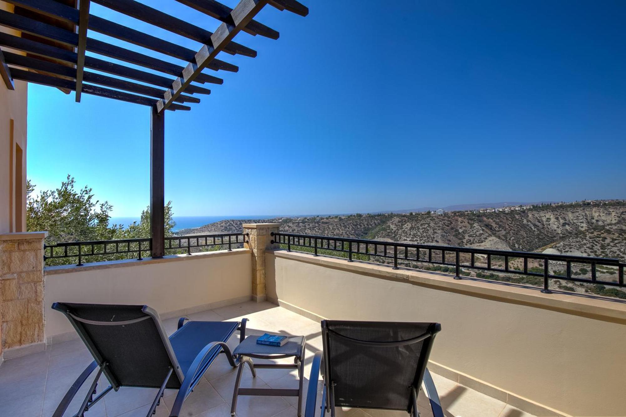 Fantastic Junior Villa Cz02 Salamis With Gorgeous Views, Aphrodite Hills Kouklia Buitenkant foto