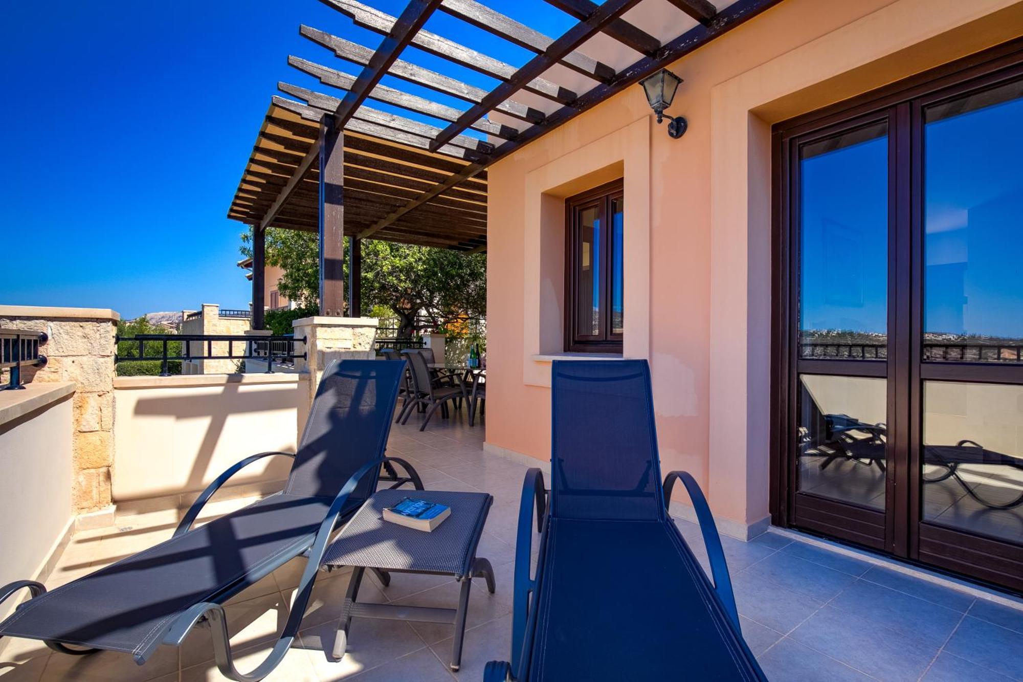 Fantastic Junior Villa Cz02 Salamis With Gorgeous Views, Aphrodite Hills Kouklia Buitenkant foto
