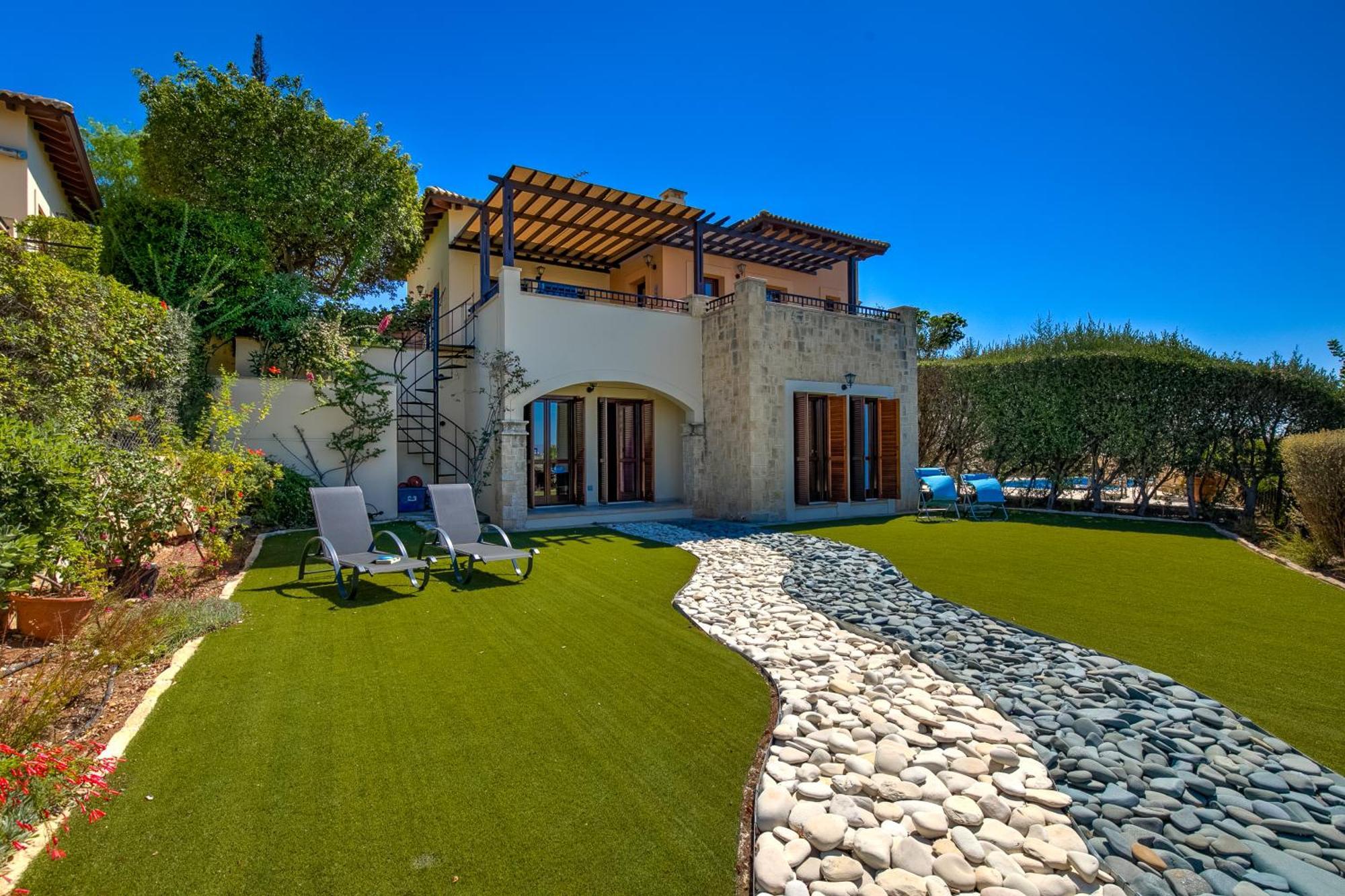 Fantastic Junior Villa Cz02 Salamis With Gorgeous Views, Aphrodite Hills Kouklia Buitenkant foto