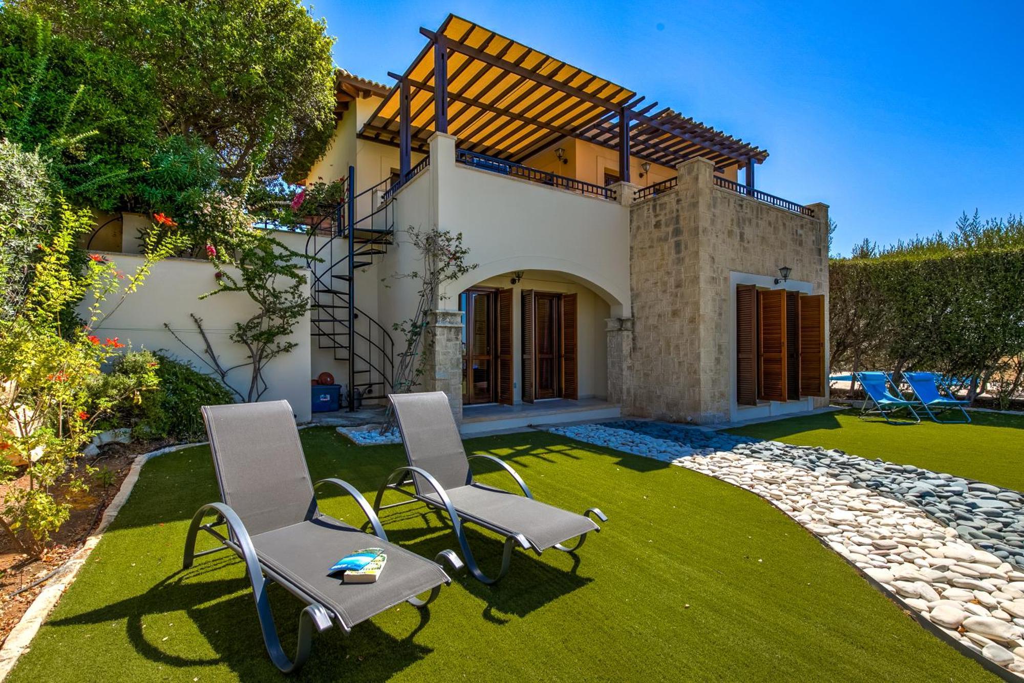 Fantastic Junior Villa Cz02 Salamis With Gorgeous Views, Aphrodite Hills Kouklia Buitenkant foto